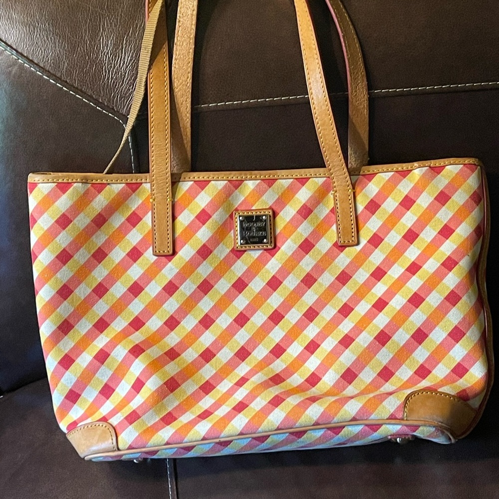 Dooney & Bourke Purse